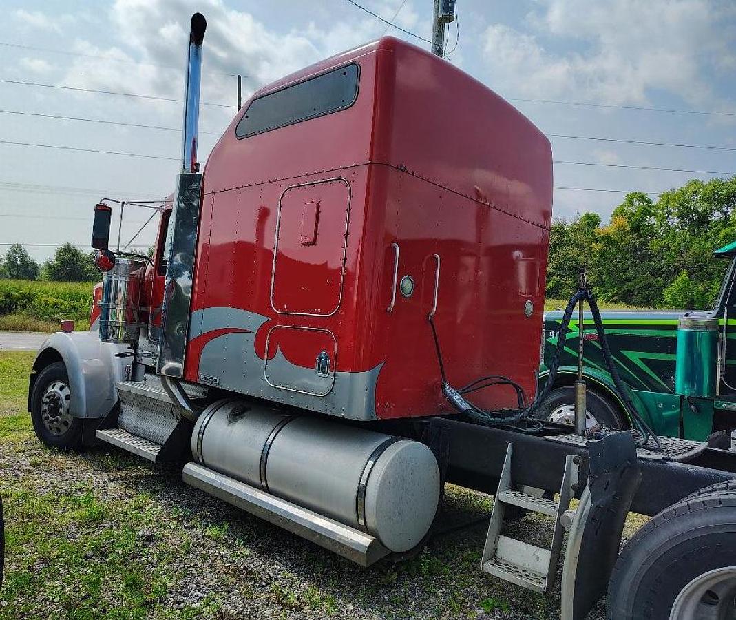 Used 2007 KENWORTH W900