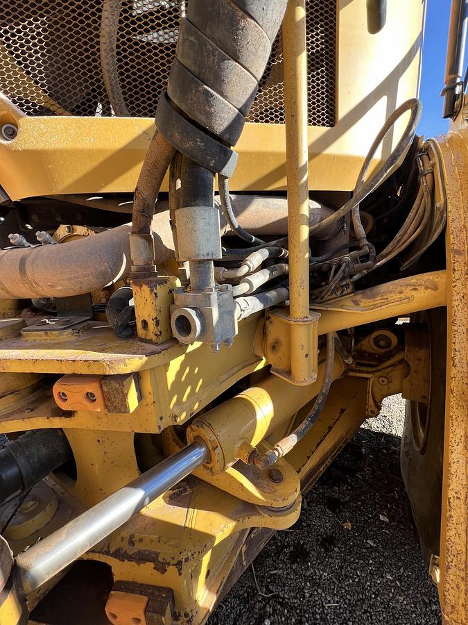 Used 2011 CATERPILLAR 740B Ej