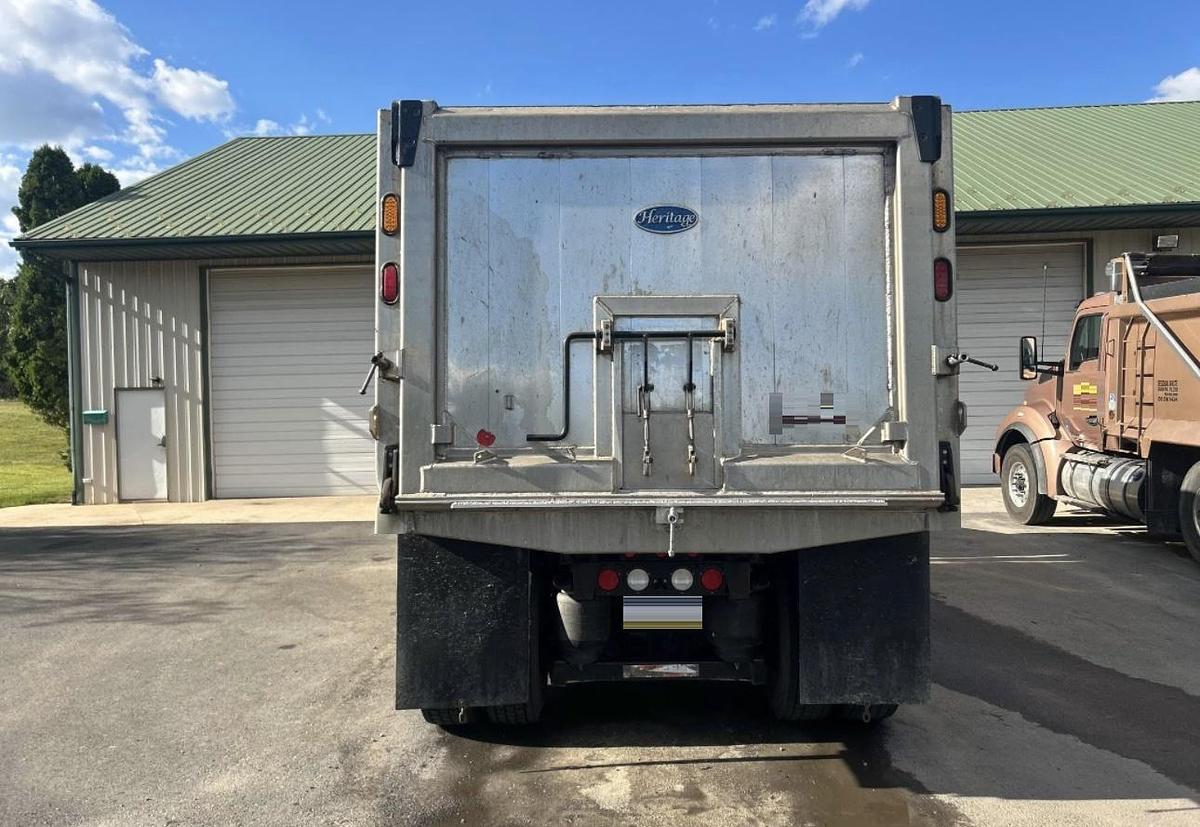 Used 2021 KENWORTH T880