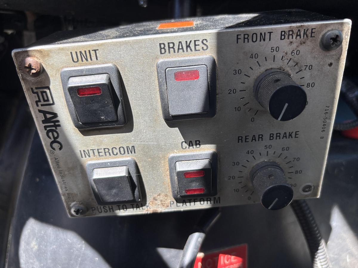 Used 2005 CHEVROLET C7500