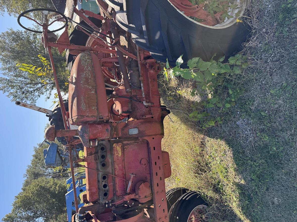 Used 1950 JOHN DEERE M
