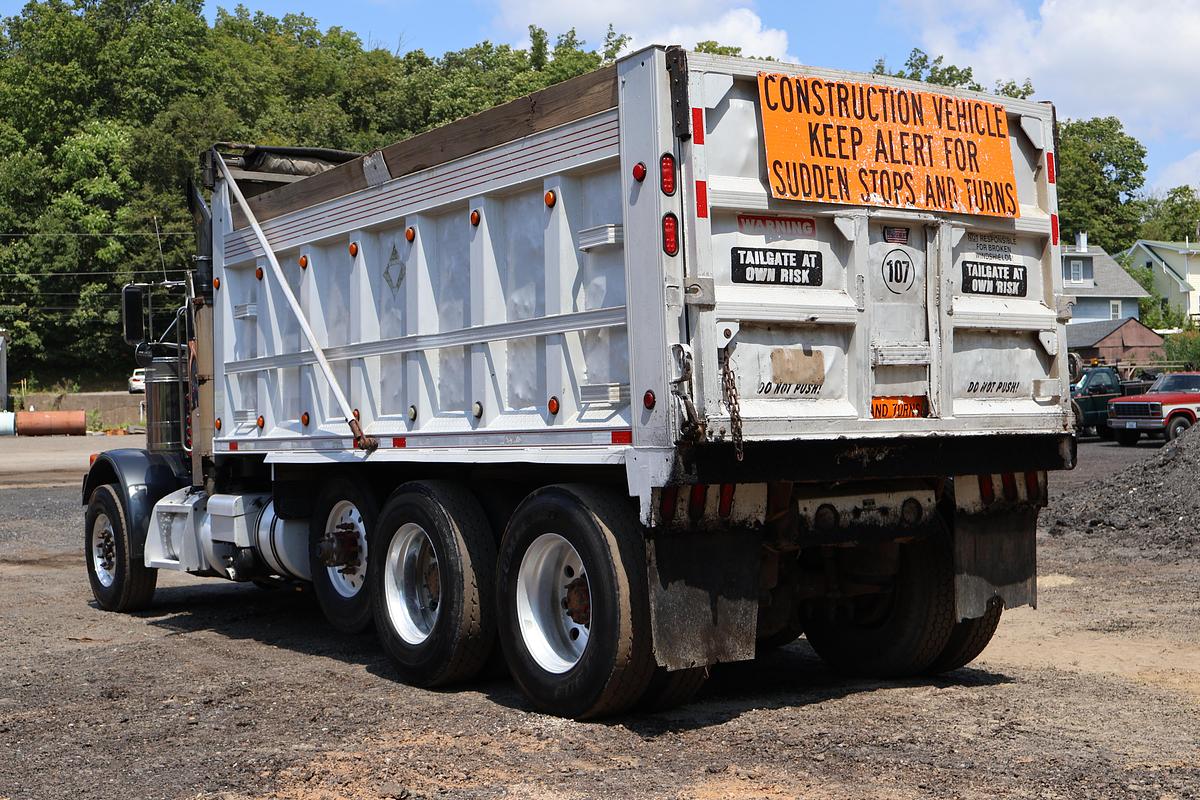 Used 2001 PETERBILT 379