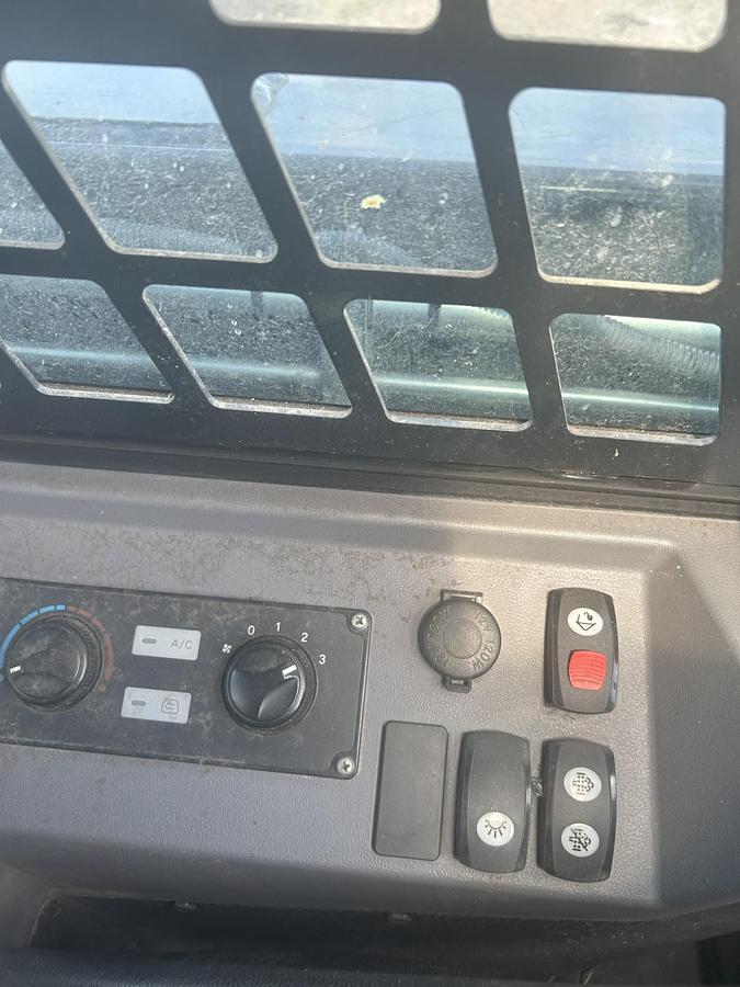 Used 2024 HYUNDAI HT100V