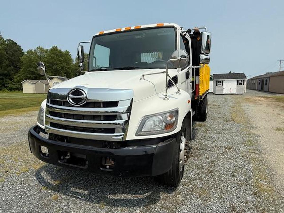 Used 2019 HINO 268