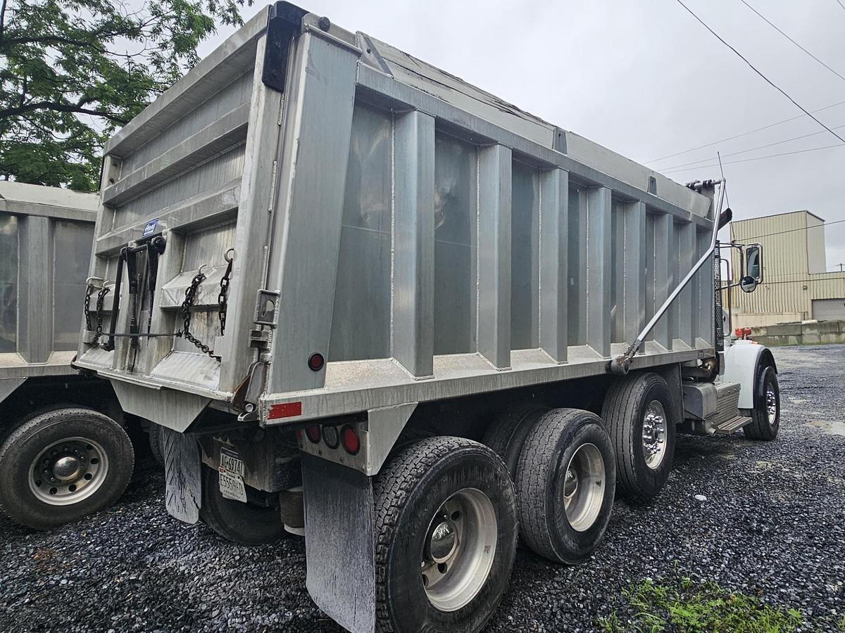 Used 2019 PETERBILT 365