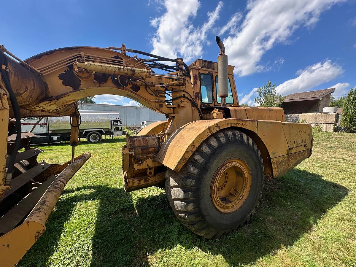 Used 1979 DEERE 860B Motor Scraper