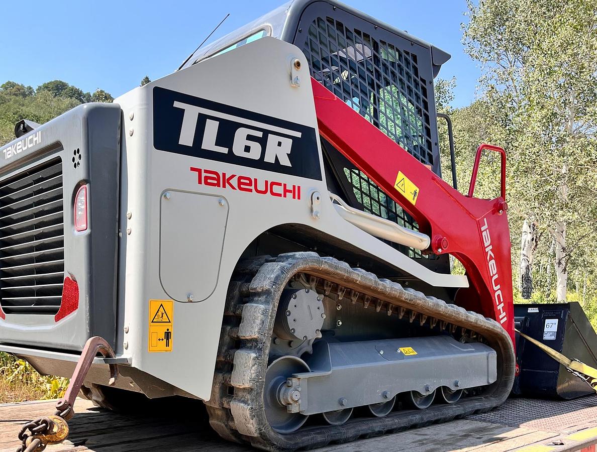 Used 2024 TAKEUCHI tl6r
