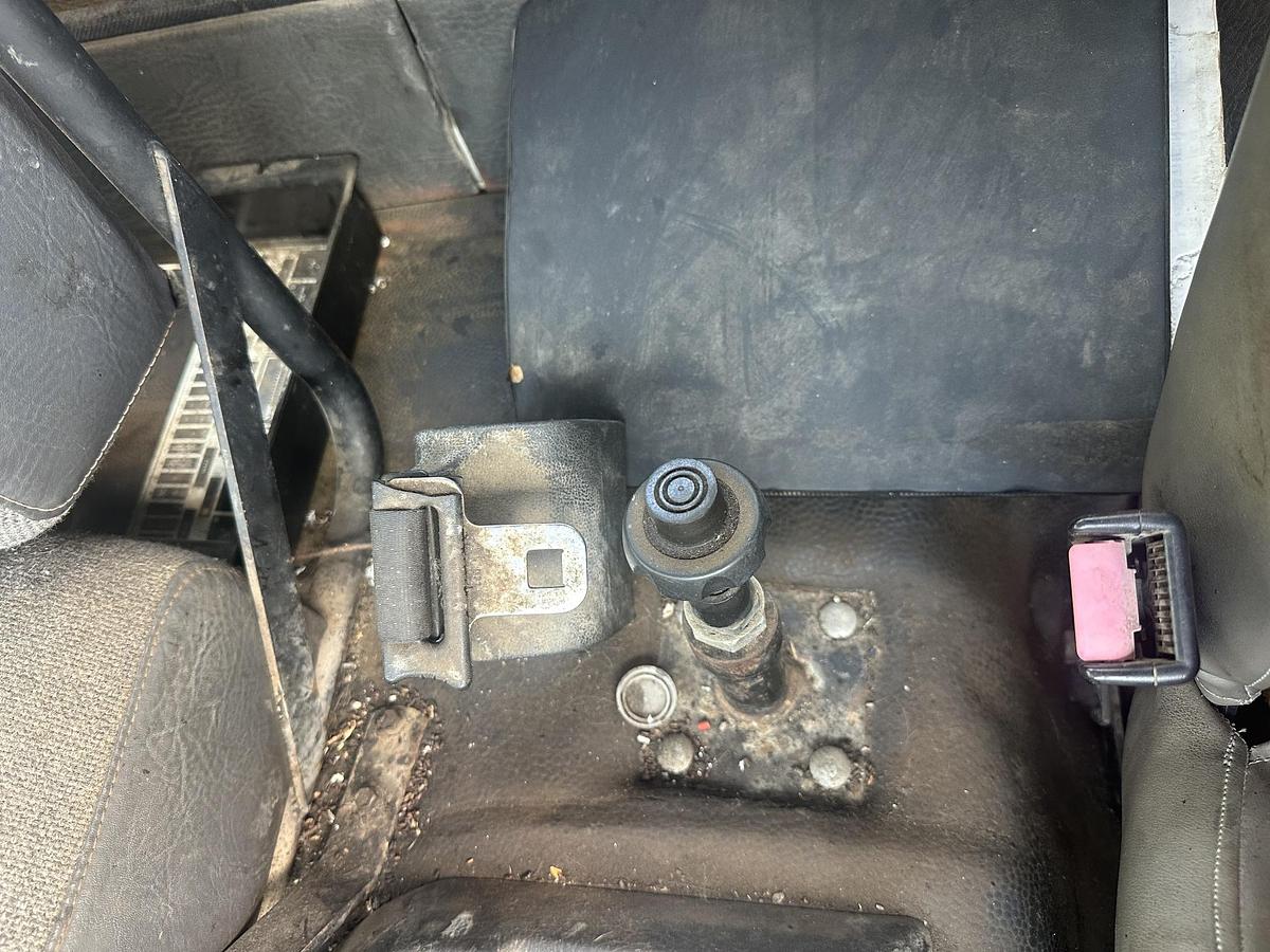 Used 1995 PETERBILT 200