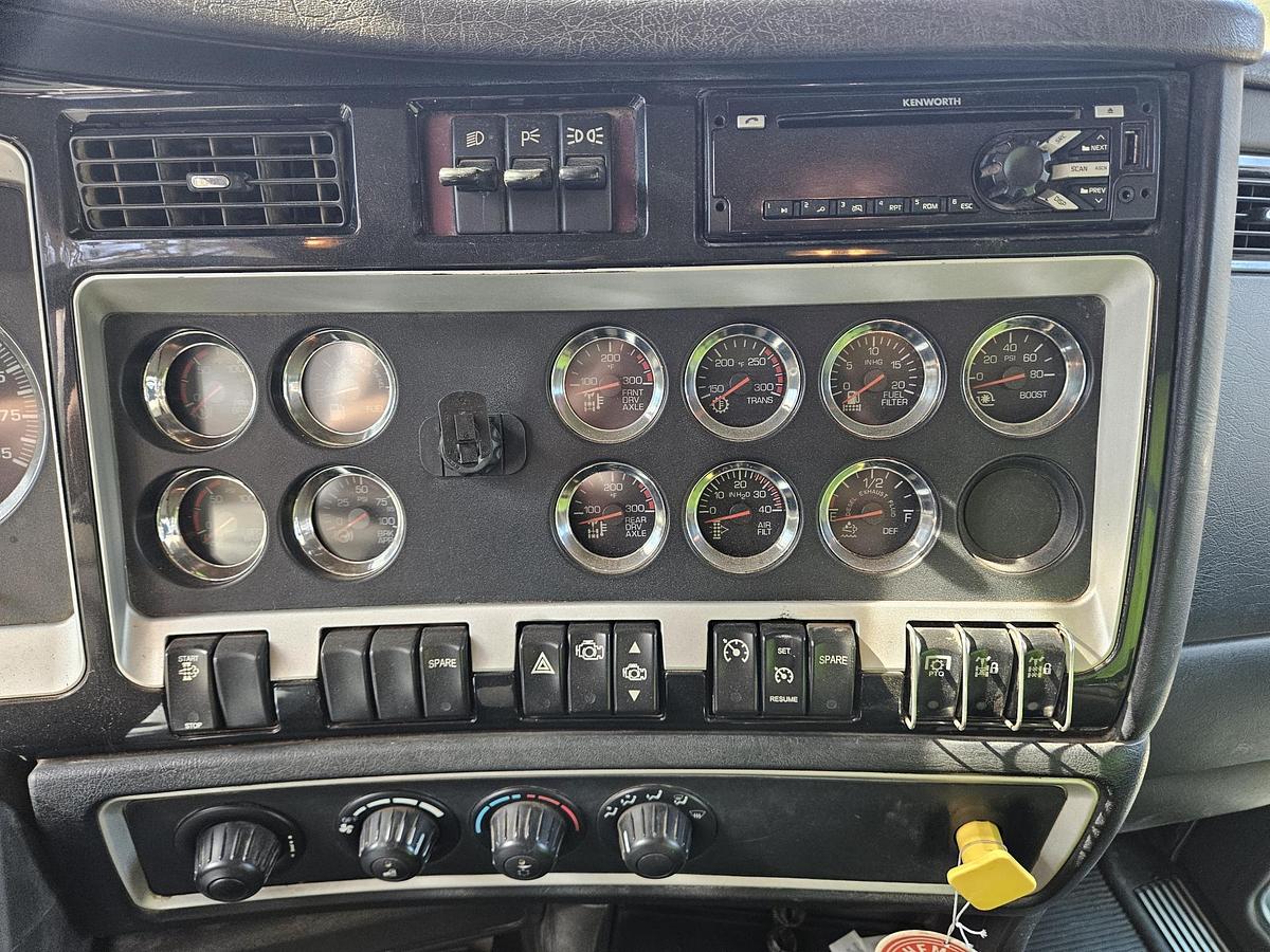 Used 2016 KENWORTH T800