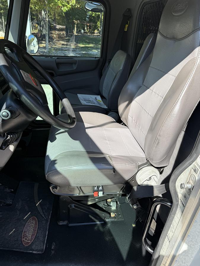 Used 2017 PETERBILT 337
