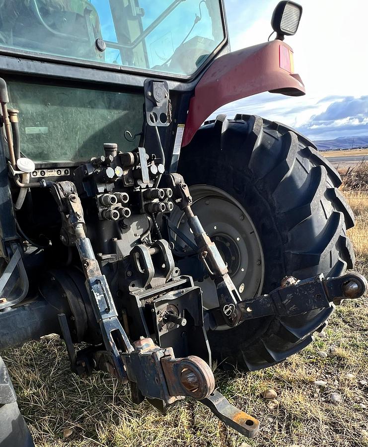 Used 2004 CASE IH MXM130