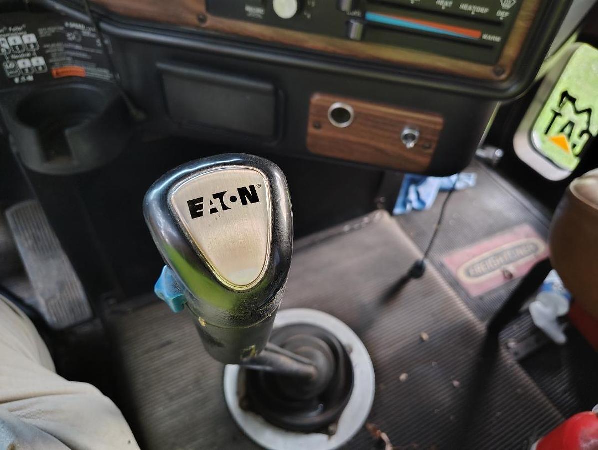 Used 1999 FREIGHTLINER 5-Axle