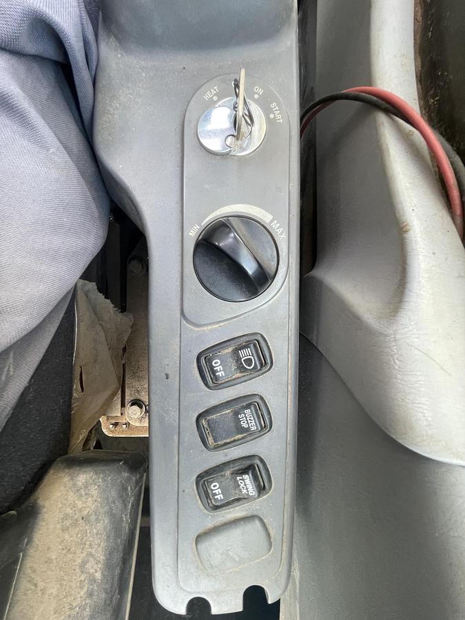 Used 2003 KOMATSU PC200 LC7