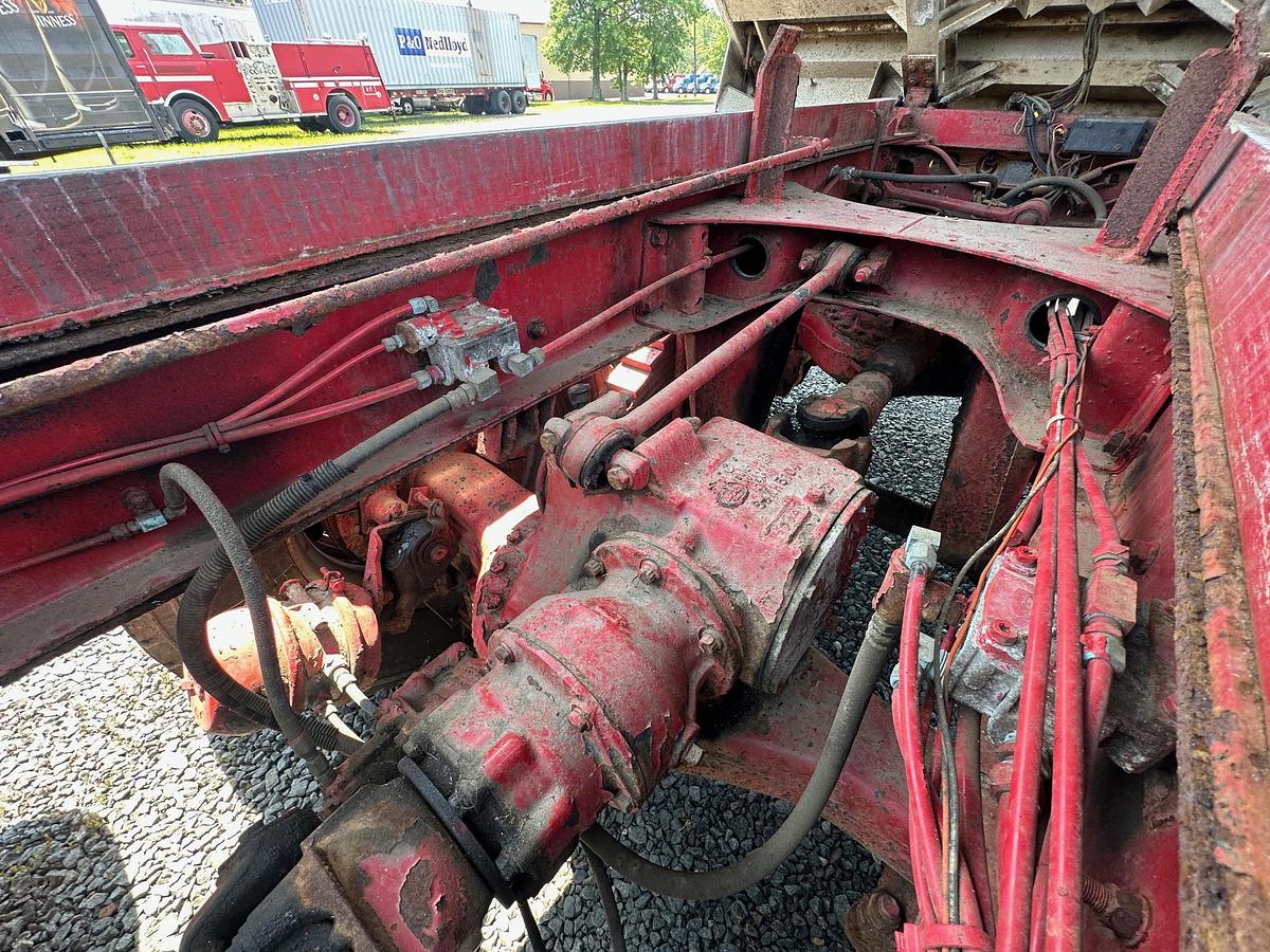 Used 1997 MACK RD688S