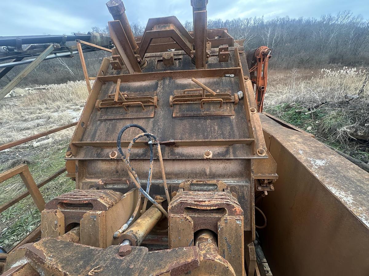 Used 2005 EAGLE CRUSHER 33D8215