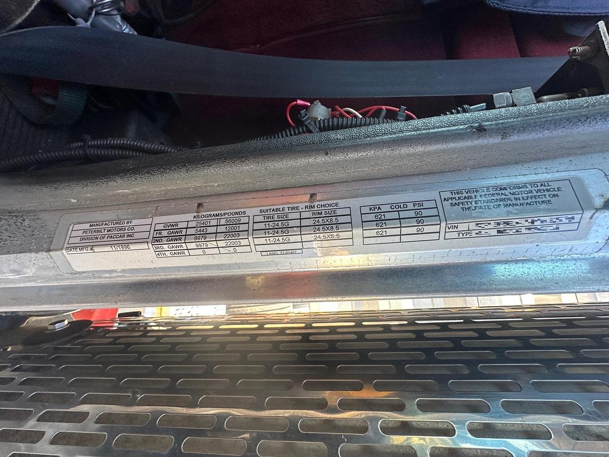 Used 1997 PETERBILT 389