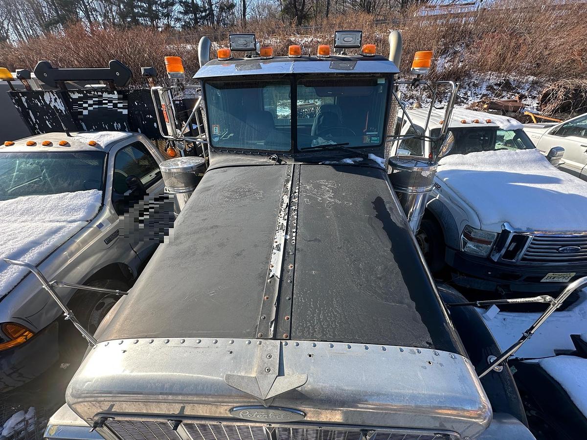 Used 1997 PETERBILT 389