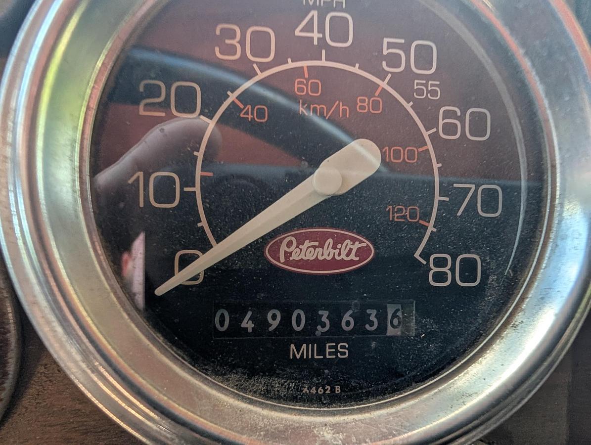 Used 1995 PETERBILT 330