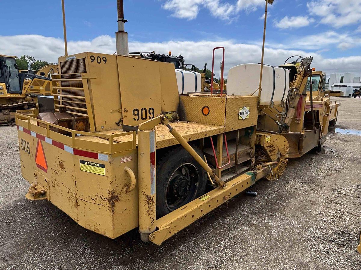 Used 1984 BLAW-KNOX RW100