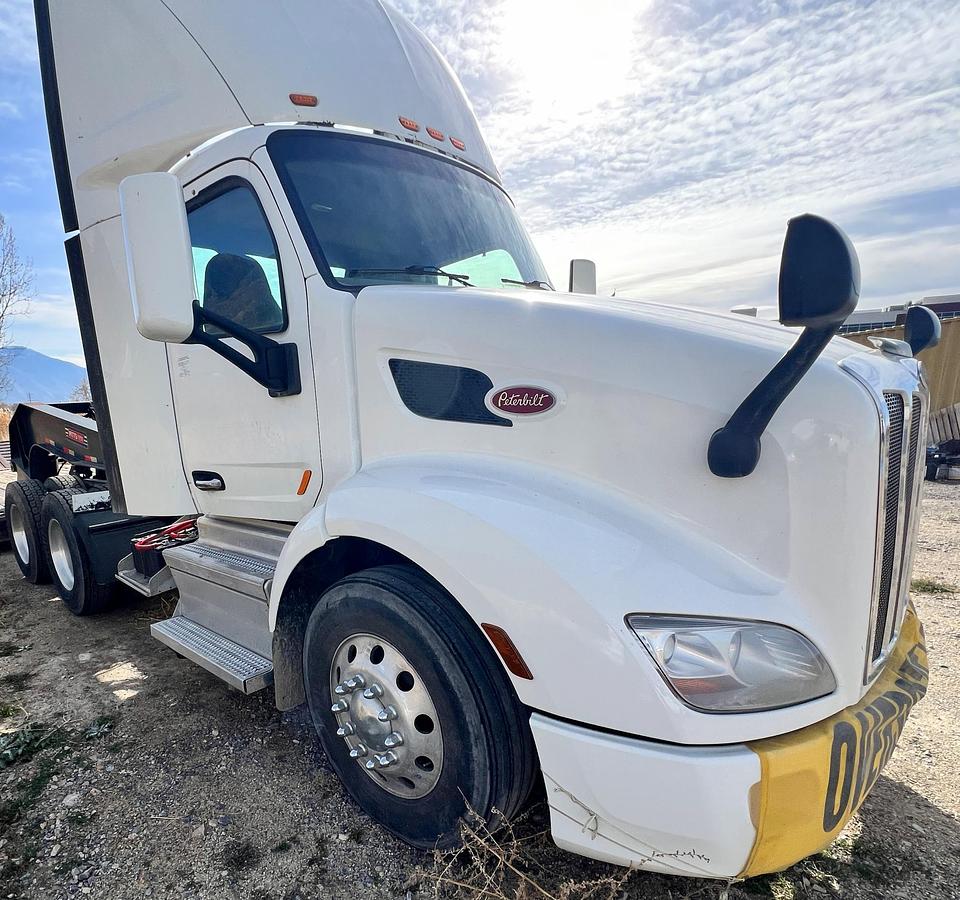 Used 2021 PETERBILT 579