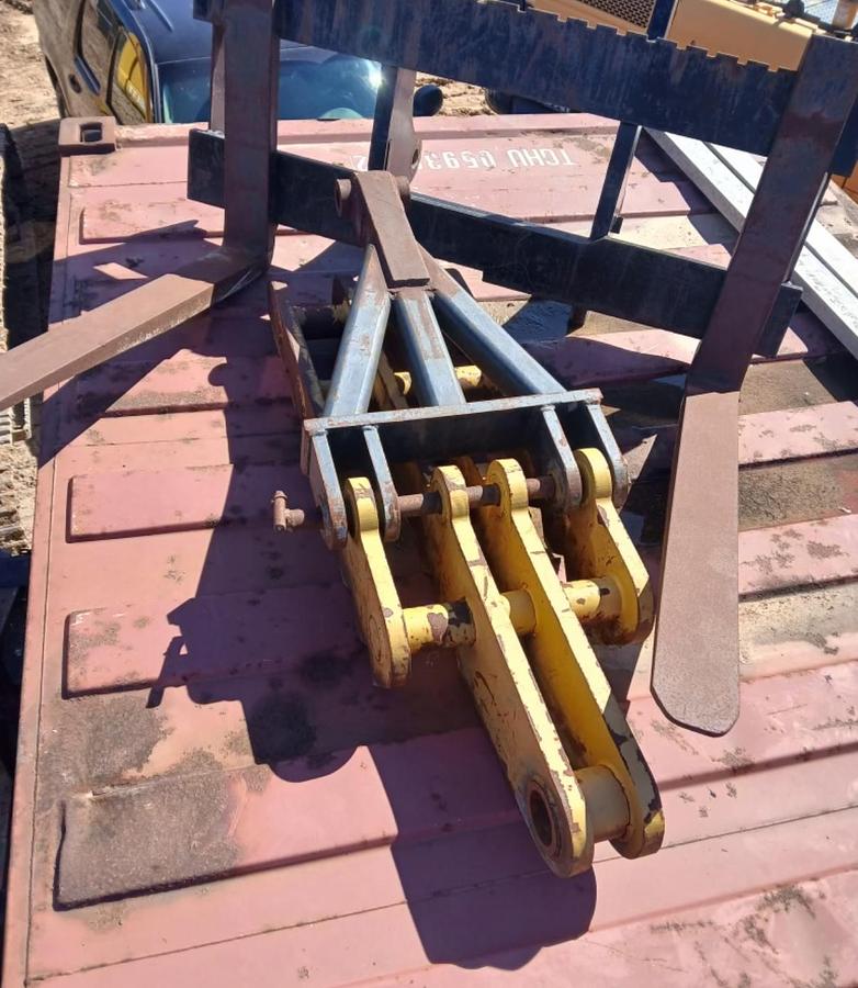 Used 2017 DEERE 210G LC