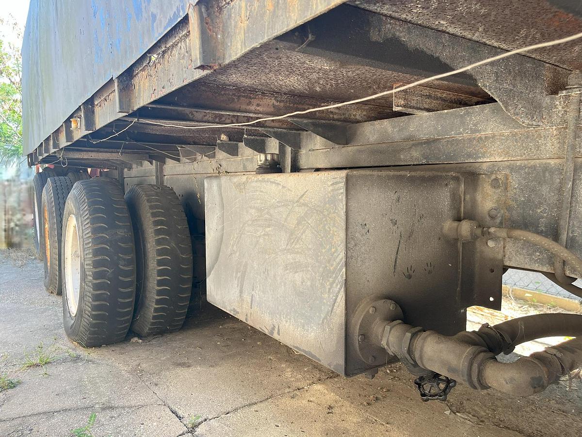 Used 1975 MACK DM686S