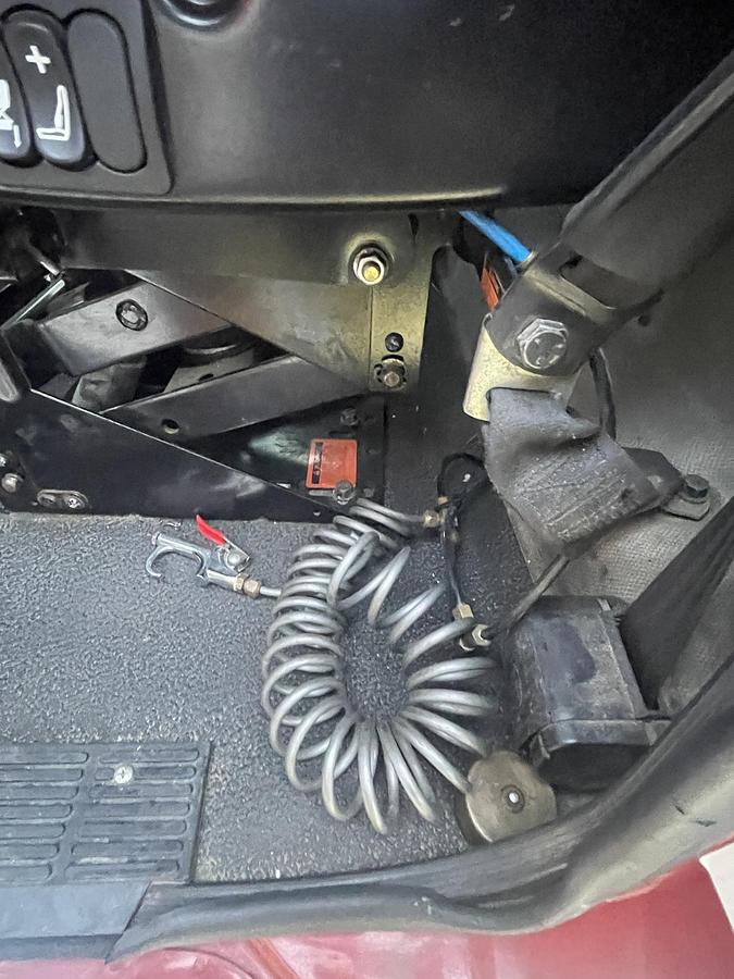 Used 2001 MACK CHU613