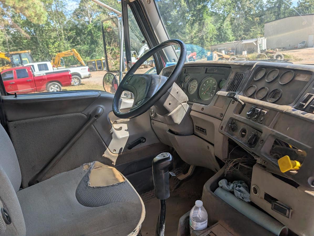 Used 2000 STERLING LT9500