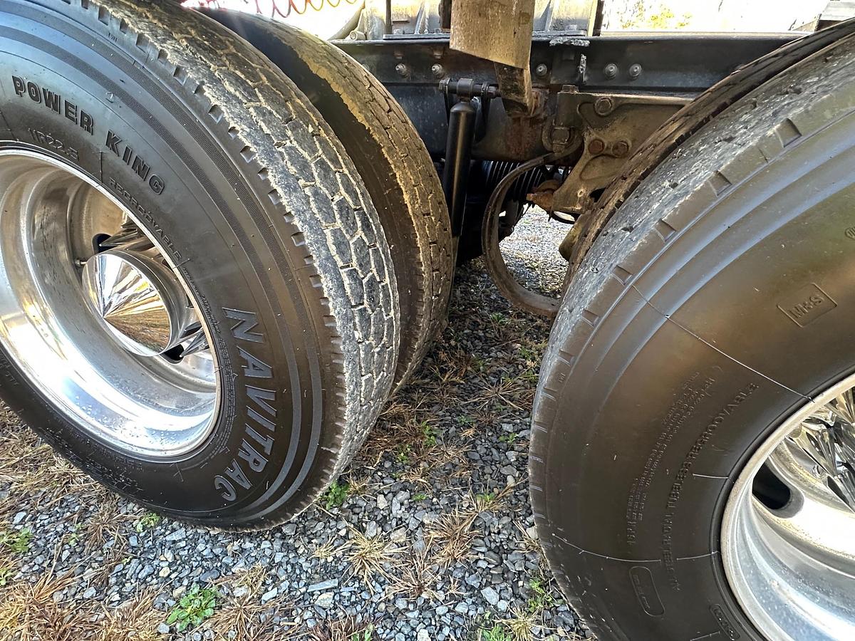 Used 2016 PETERBILT 367