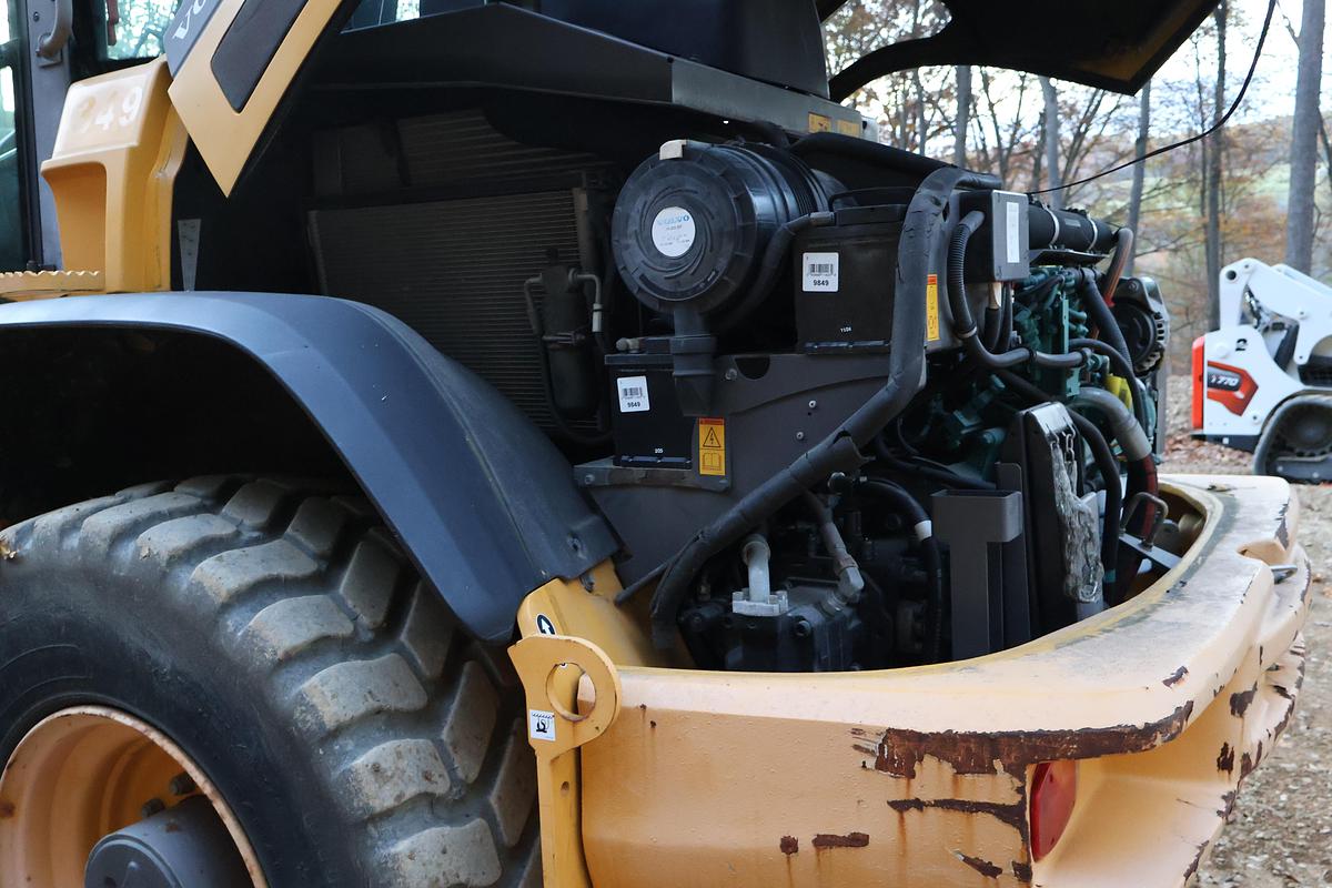 Used 2014 VOLVO L50G