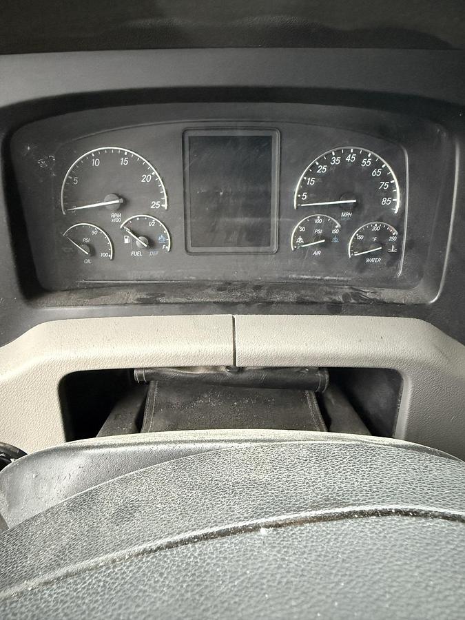 Used 2019 FREIGHTLINER CASCADIA