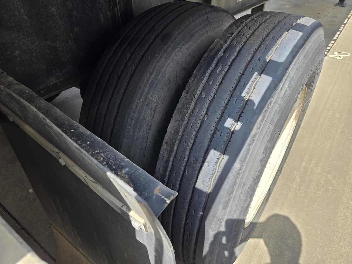 Used 2004 GREAT DANE 48 x 102