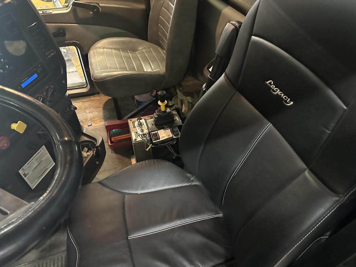 Used 2013 MACK GU713 Granite