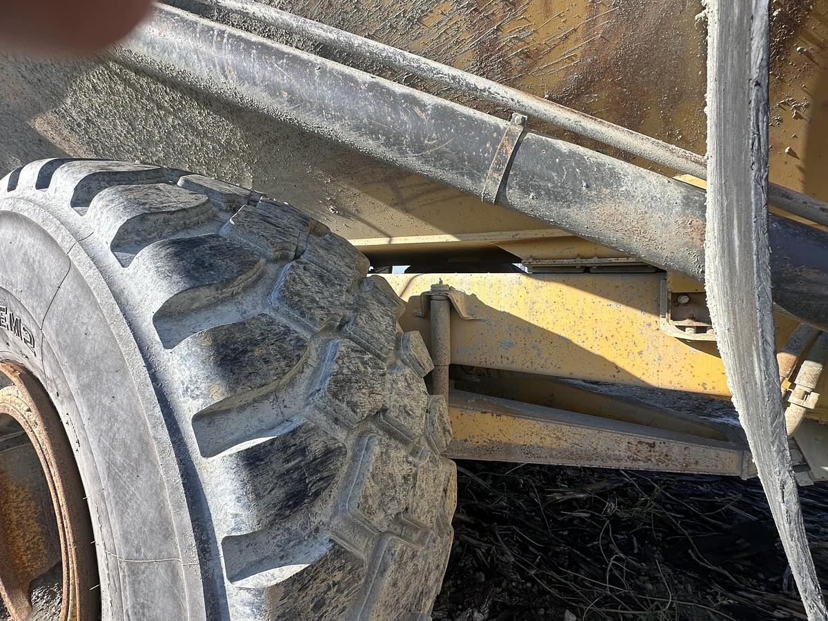 Used 2002 VOLVO A40D