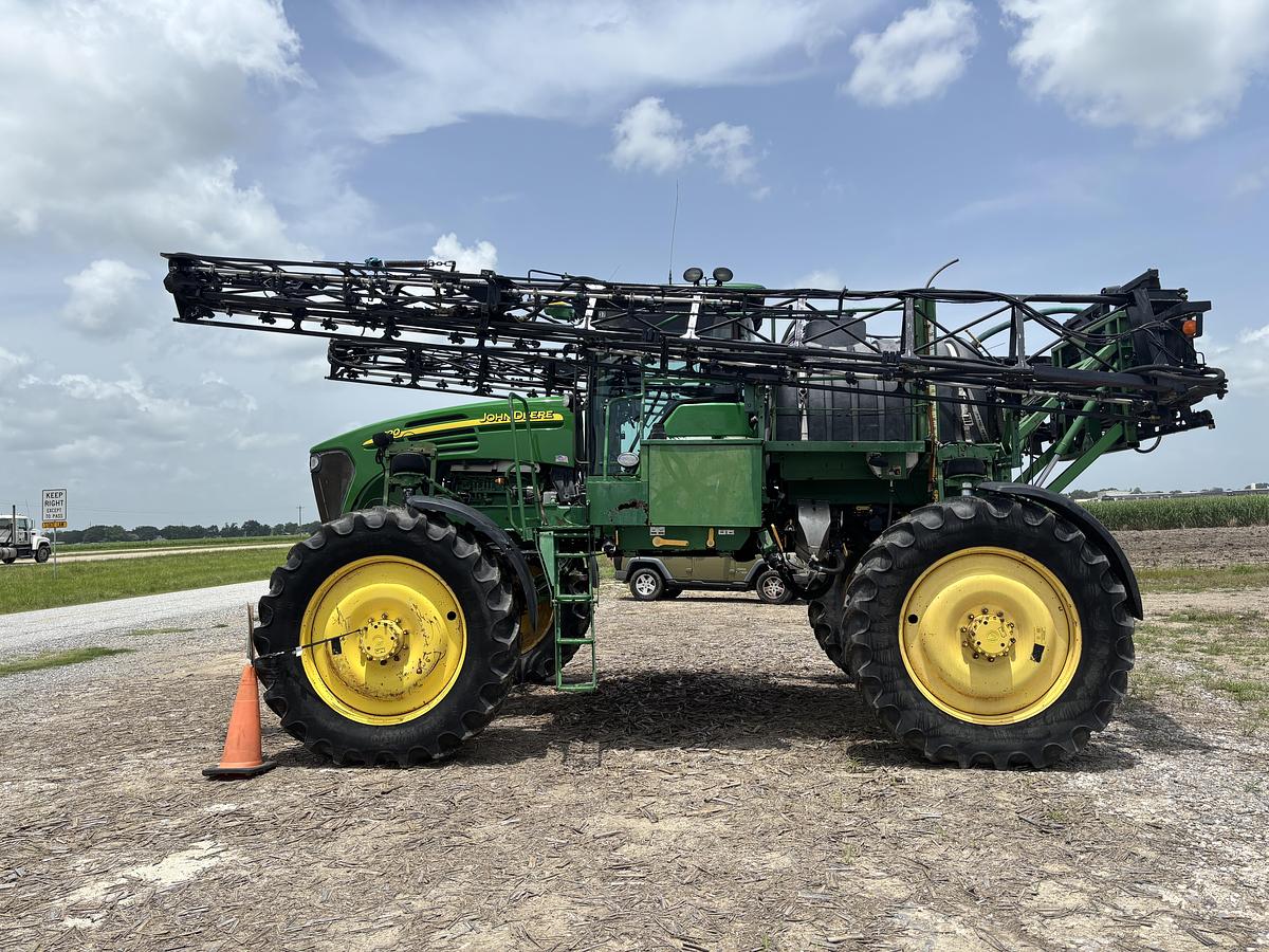 Used 2007 JOHN DEERE 4720