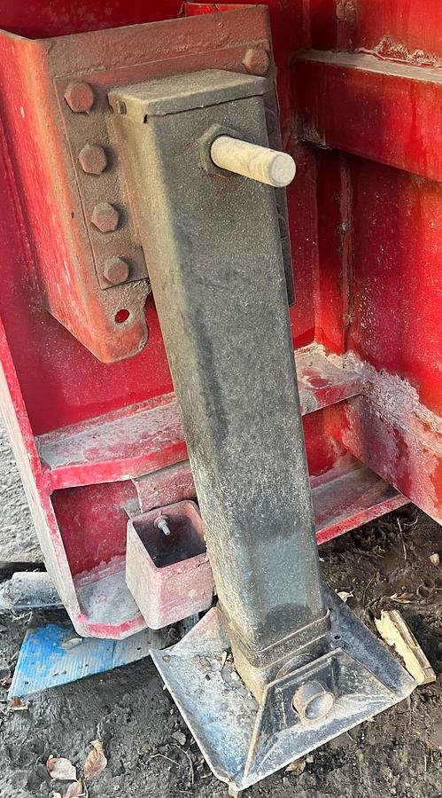 Used 1997 TRAIL KING 49' X 102"