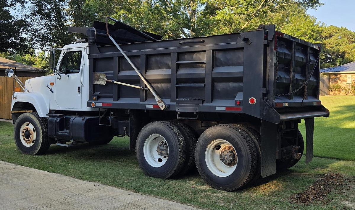 Used 2002 INTERNATIONAL F-2554