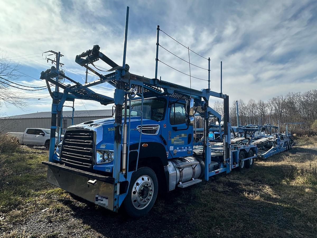 Used 2015 FREIGHTLINER 114SD