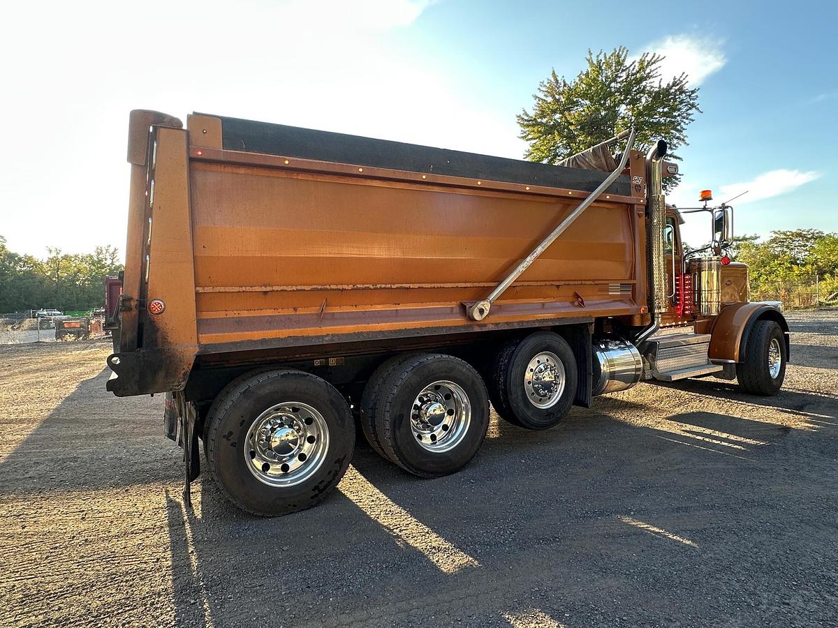 Used 2019 PETERBILT 389L