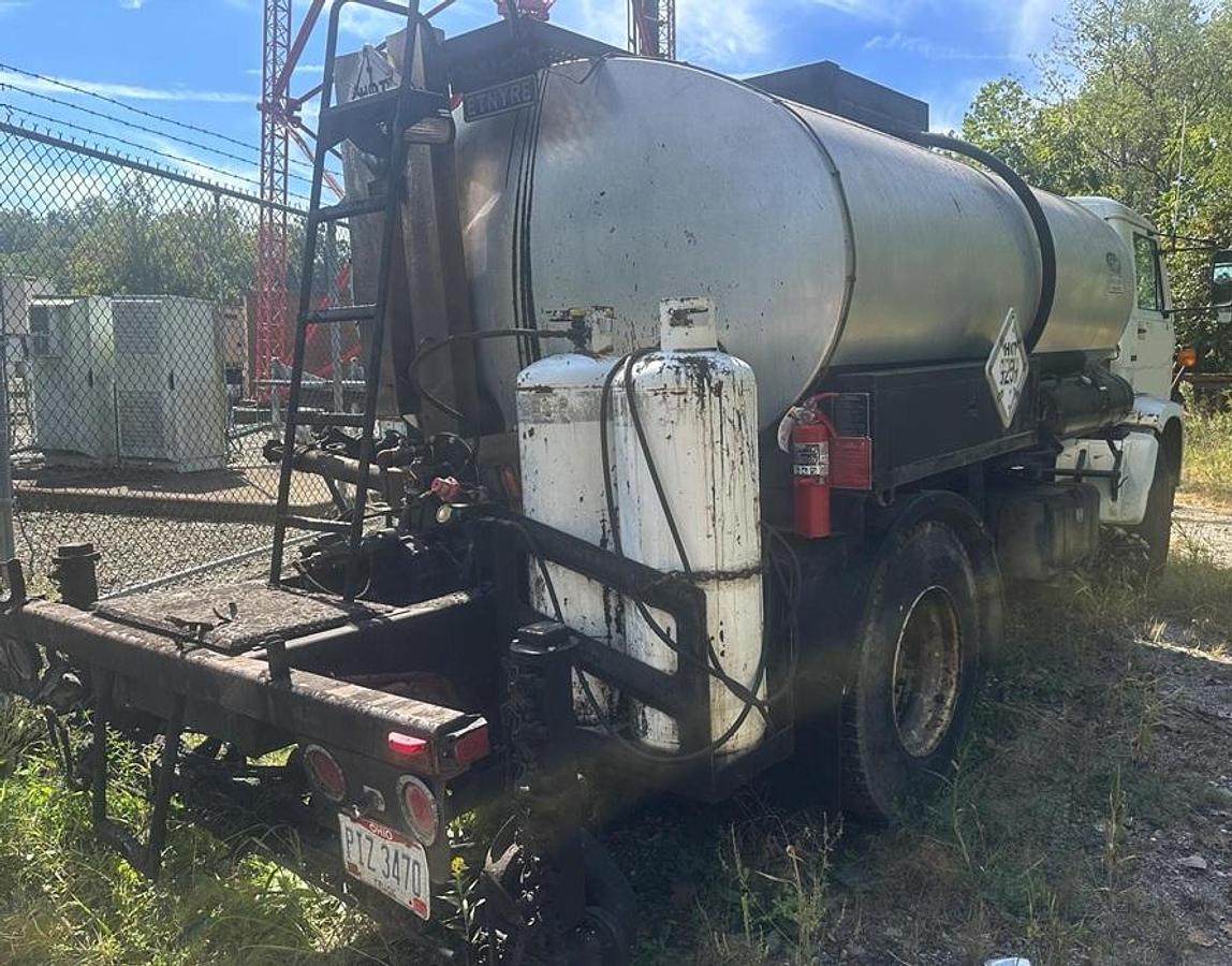 Used 1995 PETERBILT 200