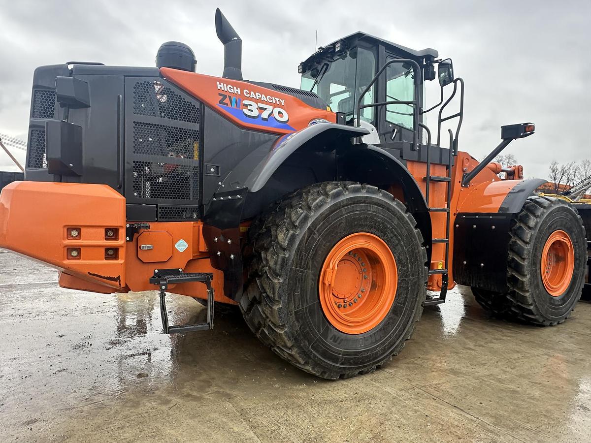 Used 2021 HITACHI ZW370-6HC