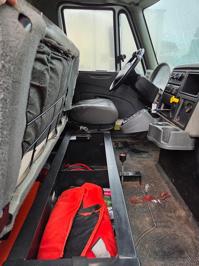Used 2018 INTERNATIONAL 4300 SBA