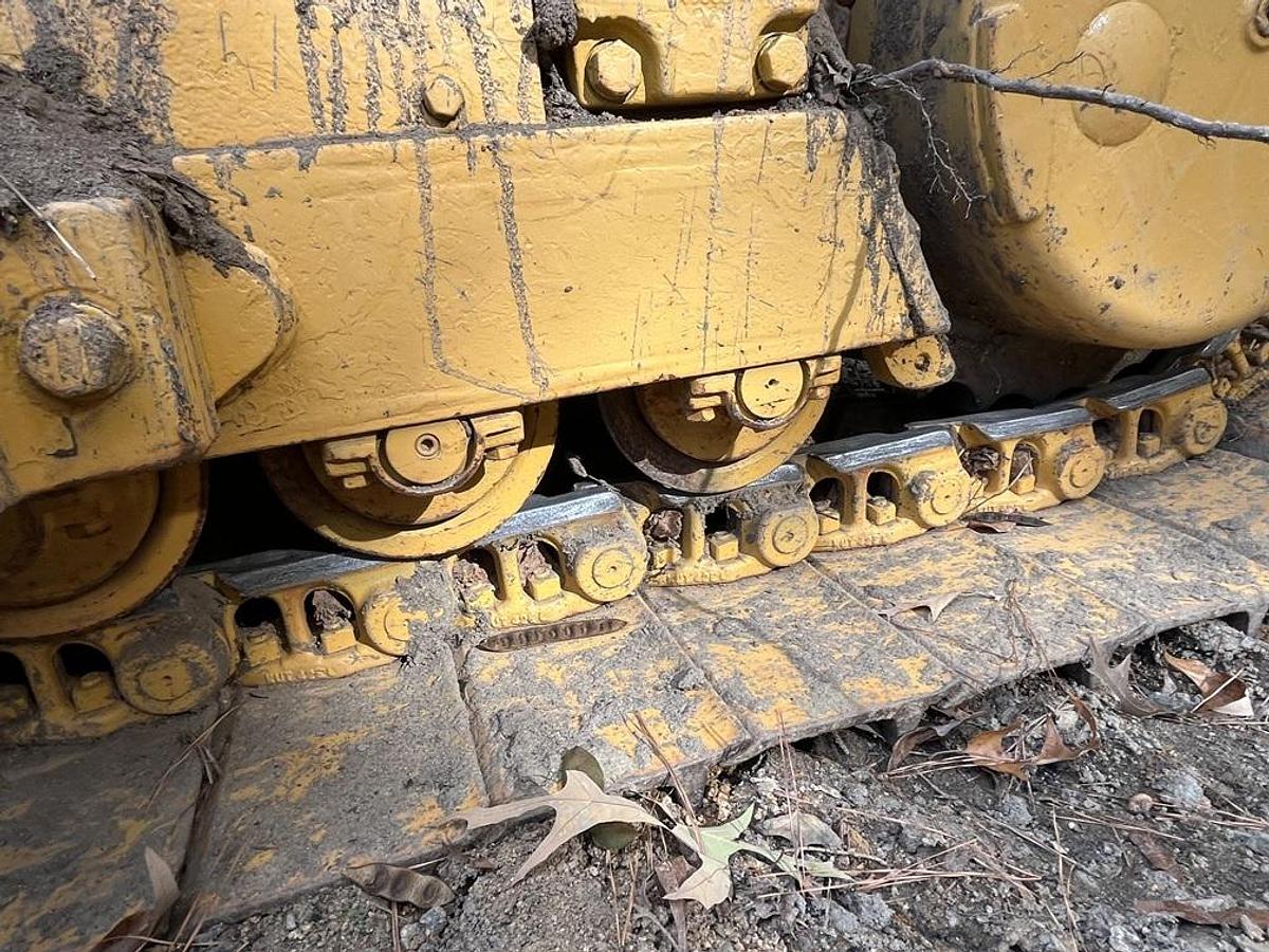 Used 1985 DEERE 750B