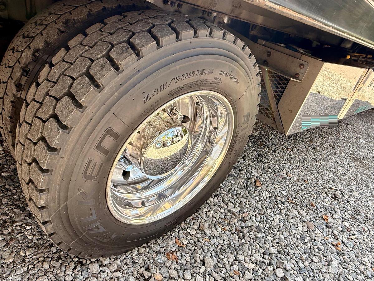 Used 2018 FREIGHTLINER M2 Rollback