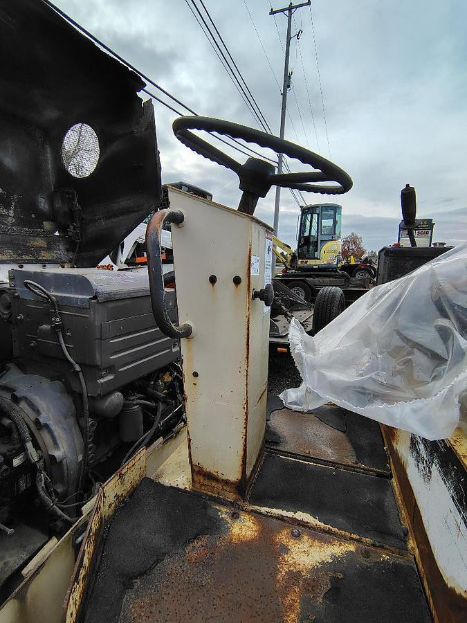 Used 1997 INGERSOLL-RAND DD-22 Vibratory Roller