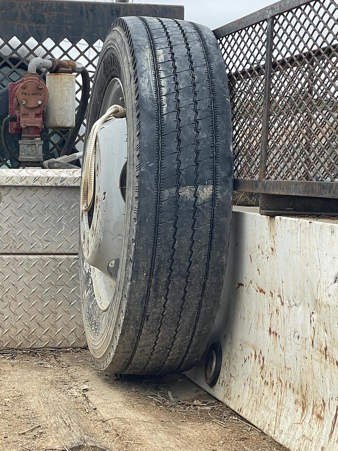Used 2006 FORD F550 Supercab