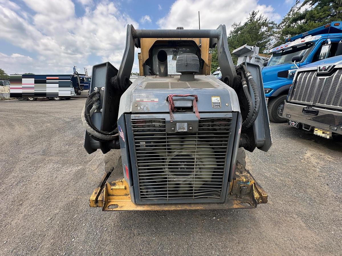 Used 2018 DEERE 332G