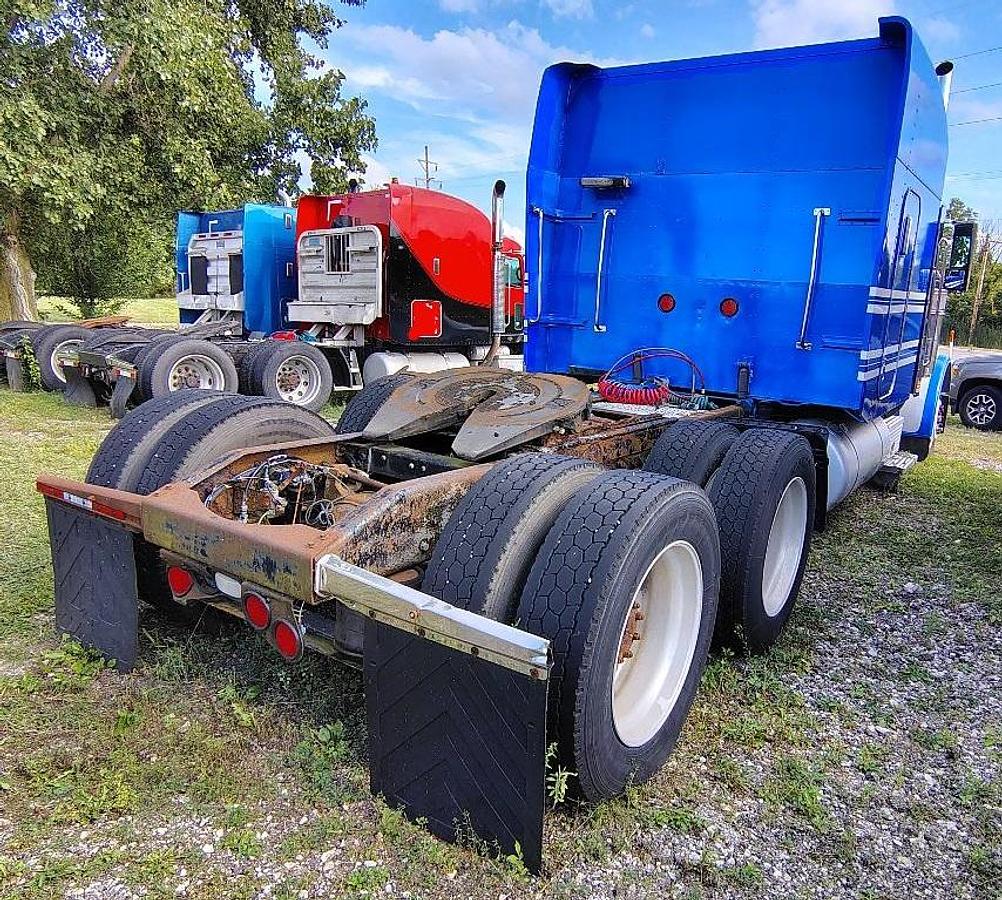 Used 2002 PETERBILT 379