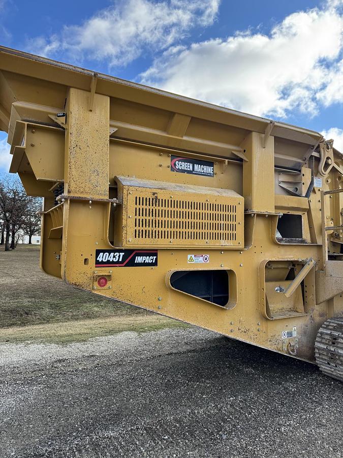 Used 2023 SCREEN MACHINE 4043 TR