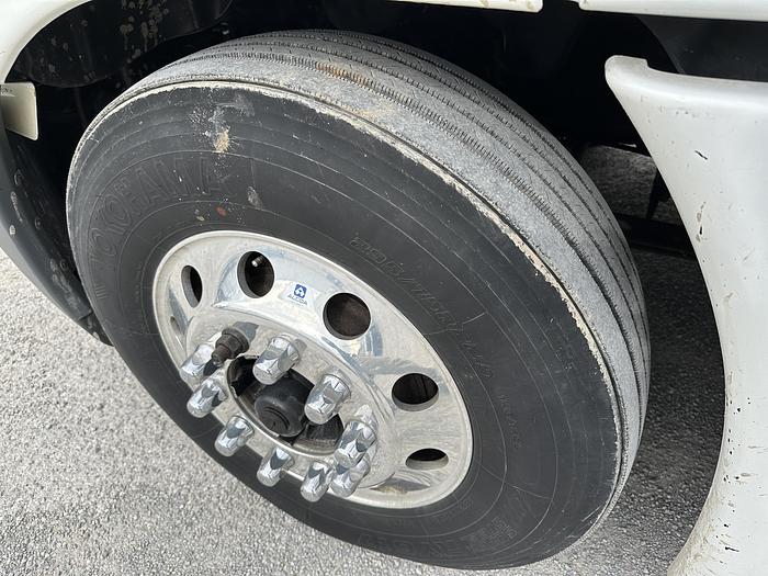 Used 2015 FREIGHTLINER Cascadia 125